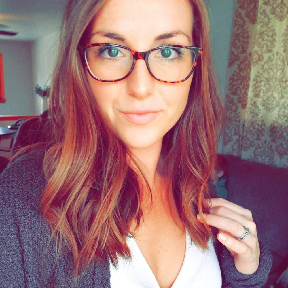 Meet your Posher, Alecia